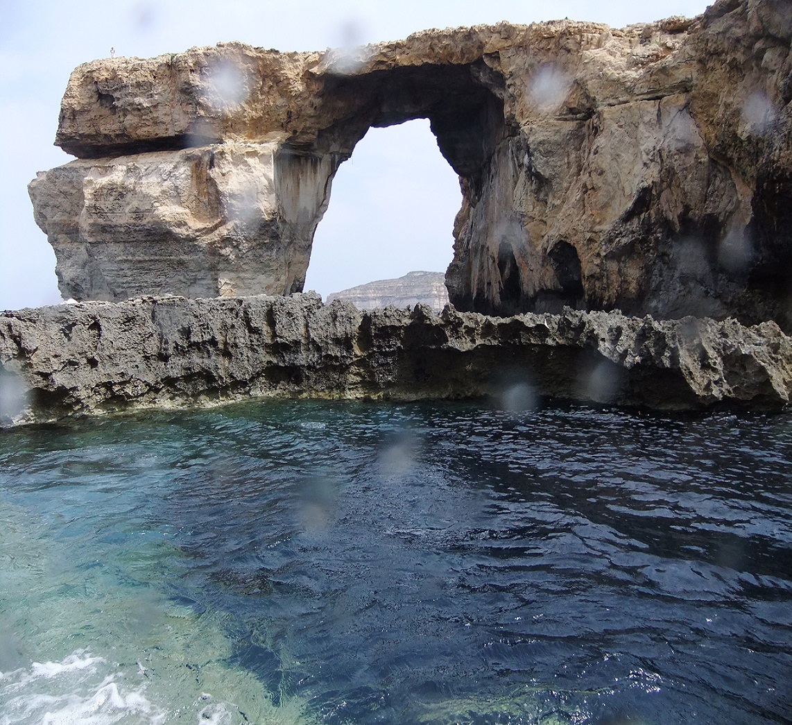 BlueHoleAzureWindow